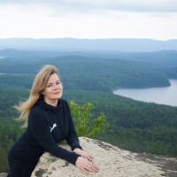 Юлия Воскобойникова