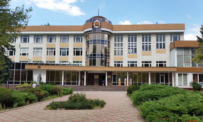 Кры́мский федера́льный университе́т и́мени В. И. Верна́дского — российский федеральный университет в Симферополе. 