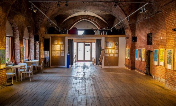 Арт-пространство "Ворота" в Закхаймских воротах Арт-пространство "Ворота" в Закхаймских воротах