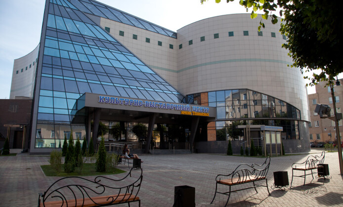 Культурно-выставочный центр имени Тенишевых Культурно-выставочный центр имени Тенишевых