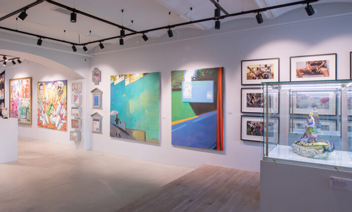 Галерея ГУМ-Red-Line