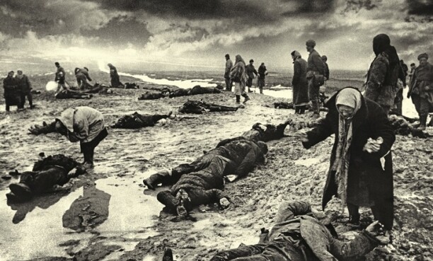 Выставка «Россия. ХХ век в фотографиях 1941-1945» Выставка «Россия. ХХ век в фотографиях 1941-1945»