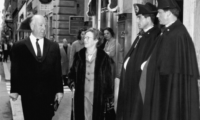 Рино Бариллари Король папарацци  Рино Бариллари Король папарацци