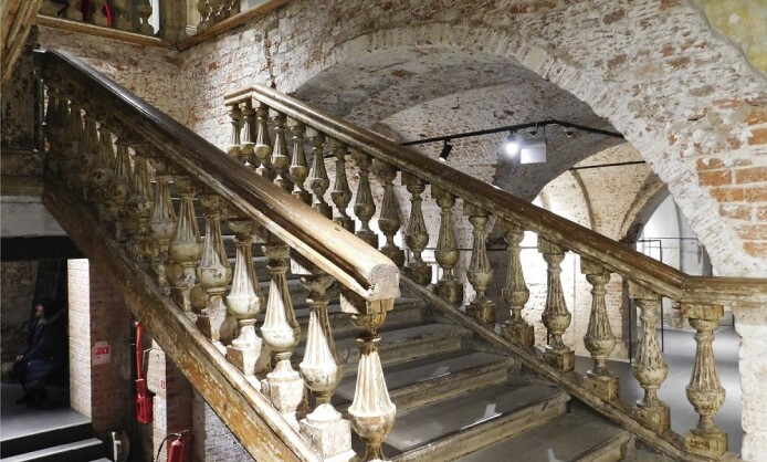 Выставка «Флигель. Фотопортрет одного московского дома» Выставка «Флигель. Фотопортрет одного московского дома»