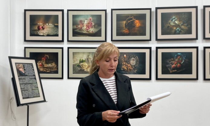 Фотовыставка Елены Сивенок «Этюды в тёплых тонах» Фотовыставка Елены Сивенок «Этюды в тёплых тонах»