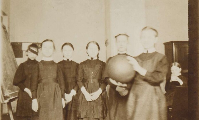 «О ФОТОГРАФИИ. Случайность/сингулярность/приключение» 