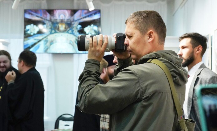 «Воин. Миротворец. Молитвенник. Образ святого благоверного князя Александра Невского в убранстве Исаакиевского и Сампсониевского соборов и храма Спас на Крови». «Воин. Миротворец. Молитвенник. Образ святого благоверного князя Александра Невского в убранстве Исаакиевского и Сампсониевского соборов и храма Спас на Крови».