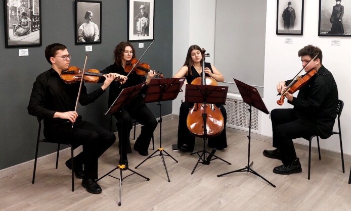 «Фотоаппарат в руках музыканта. К 175‑летию со дня рождения В. Ю. Виллуана»