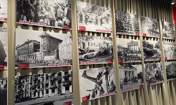 ​«Летописцы истории: спираль времени сквозь объективы фотокамер».