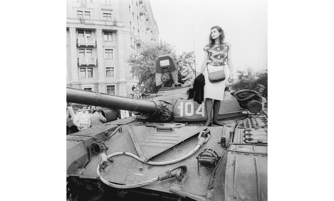 Фотовыставка «Август-91. Кто, если не ты»