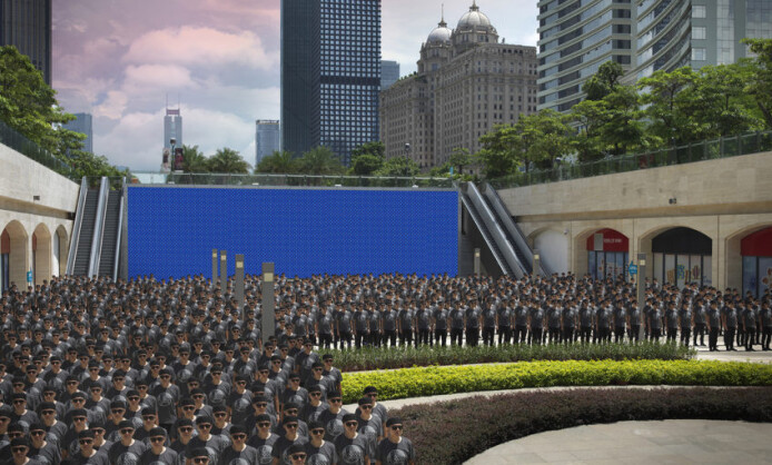 Парад/В будущем Парад/В будущем