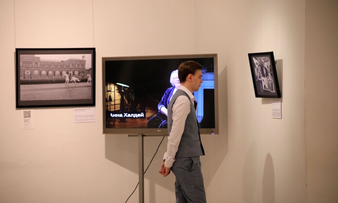 «Евгений Халдей. Фотолетопись» «Евгений Халдей. Фотолетопись»