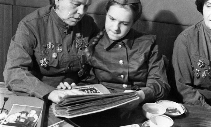 Выставка А. Бурьбо «Фронтовичка» Выставка А. Бурьбо «Фронтовичка»