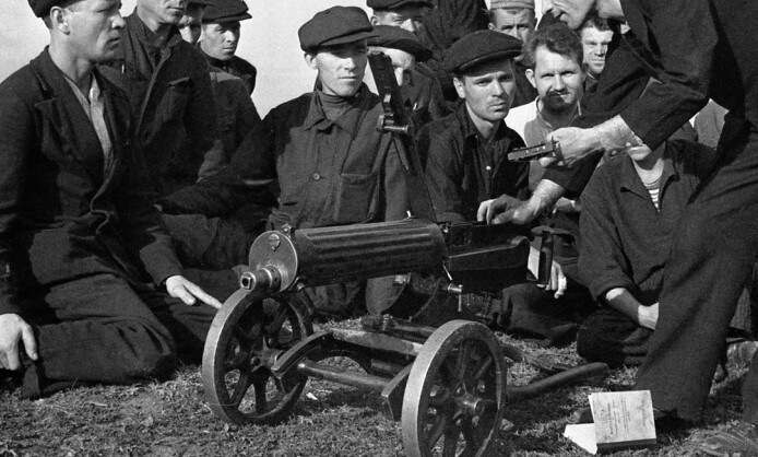 Выставка «Люди труда и победы»