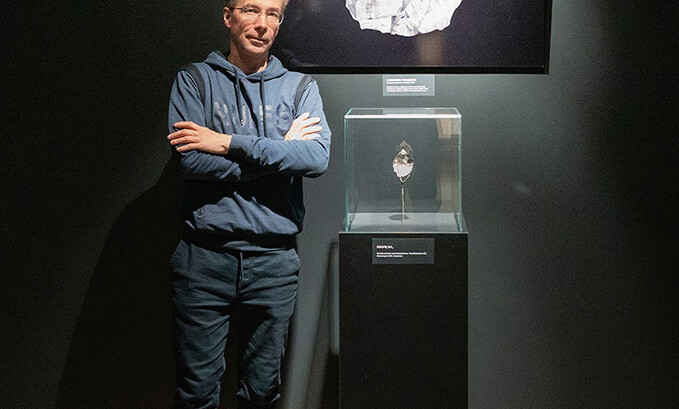 Владислав Дятлов "Минерал. Два взгляда" Владислав Дятлов "Минерал. Два взгляда"