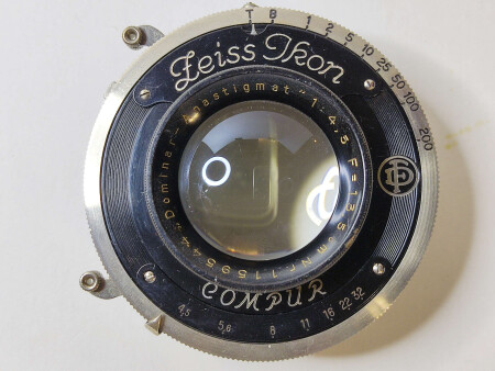 Dominar Anastigmat в затворе Compur Zeiss Ikon