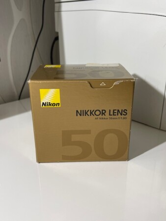 Портретный объектив Nikon AF Nikkor 50mm f/1.8D