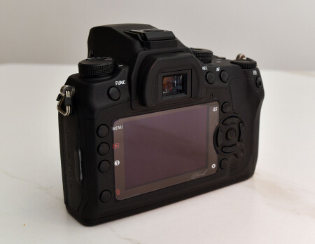 Фотоаппарат Sigma SD1M, с объективами и вспышкой
