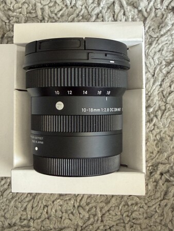 Sigma 10-18mm F2.8 DC DN Sony E