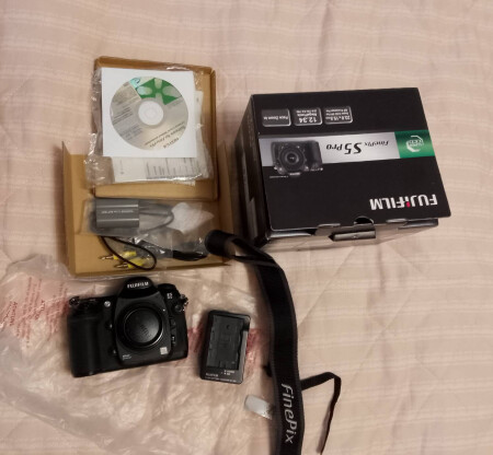 FUJIFILM FeinePixS5Pro