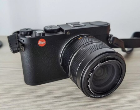 Leica X-Vario