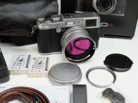 Фотоаппарат Fujifilm x100s в коллекционном состоянии