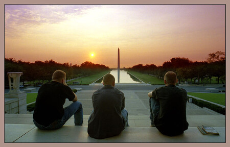 Рассвет на троих.