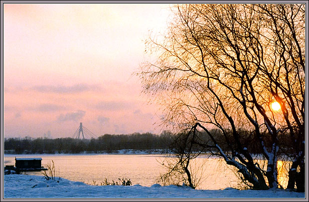 Зимний закат на реке