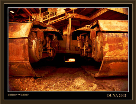 планета "DUNA" (две гусеницы-пара)