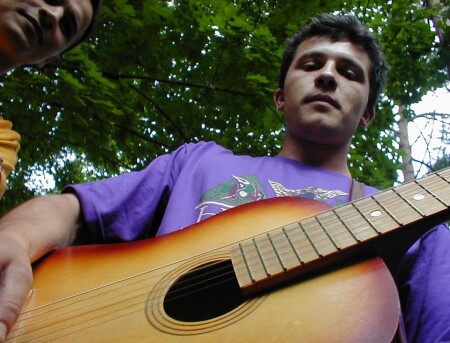 Пой, гитара!