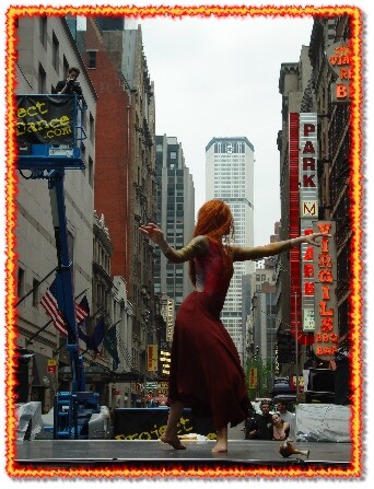 red sonya,dance on the street/MEW-YORK/