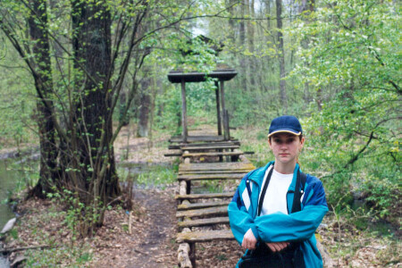 Возле мостика