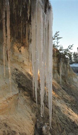 И опять сосульки