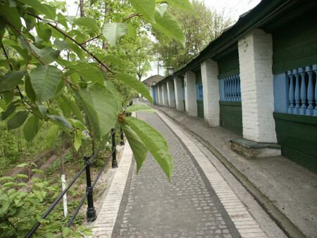 Лаврская тропинка