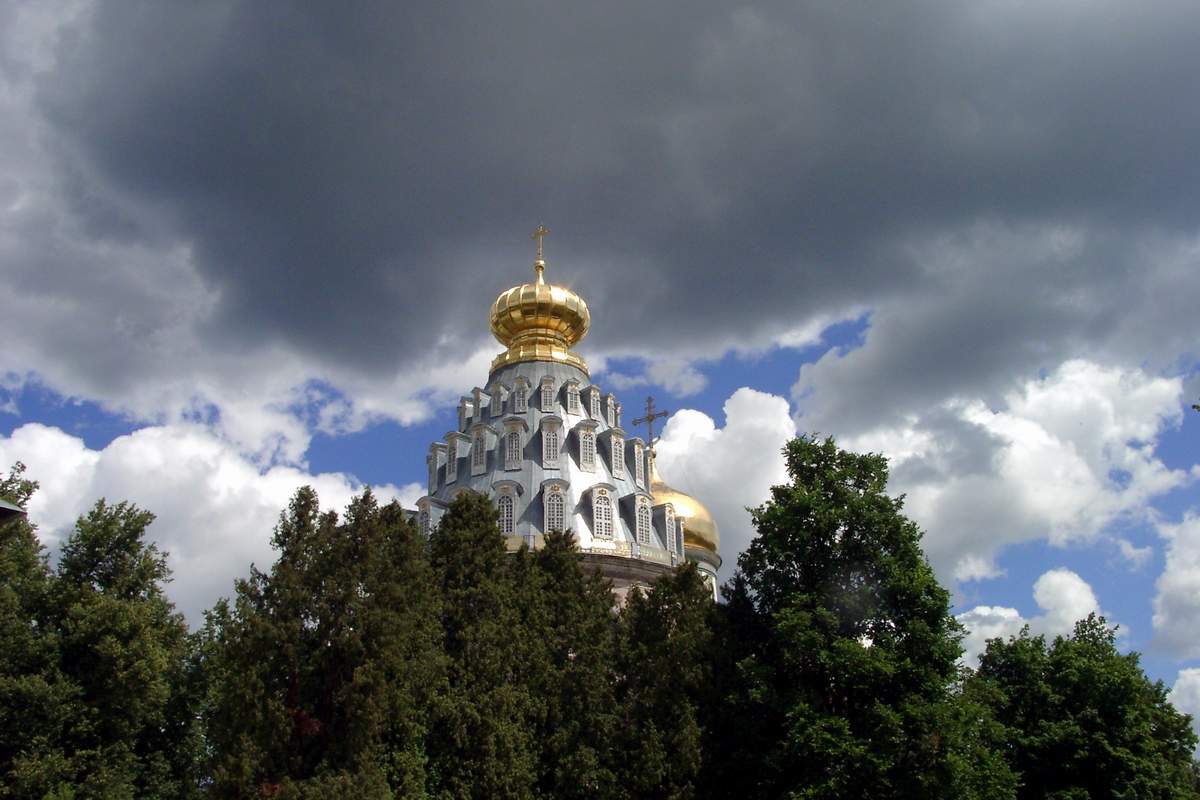 Русские мотивы