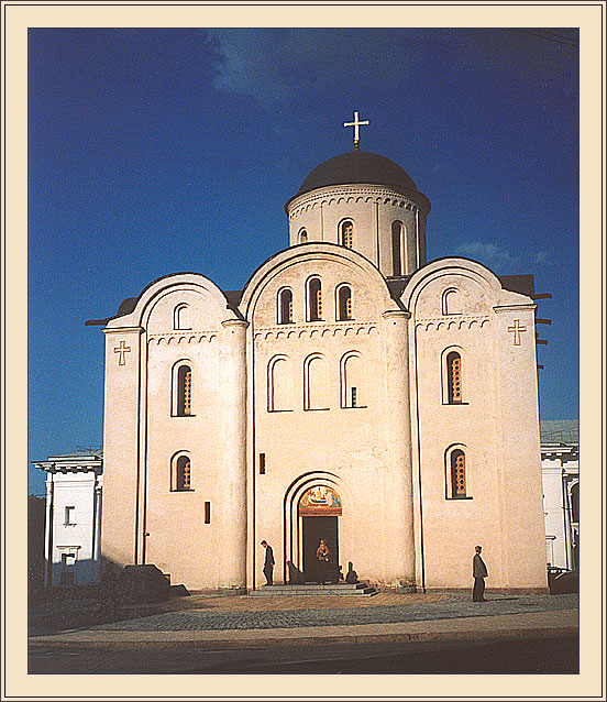 Церковь Пырогощи