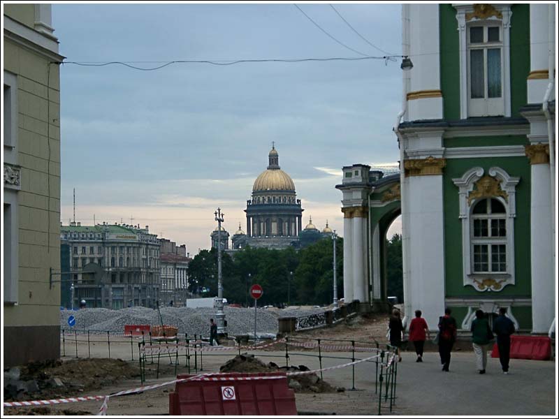 Будни перед праздником