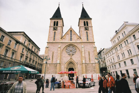 ///Церковь и Кока-кола///