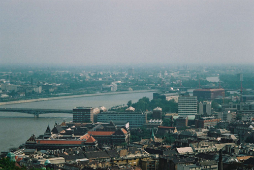 Город