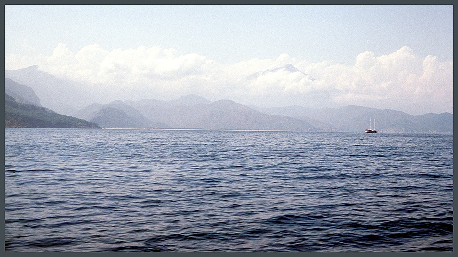 Край голубых гор