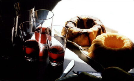 Между черным и белым...