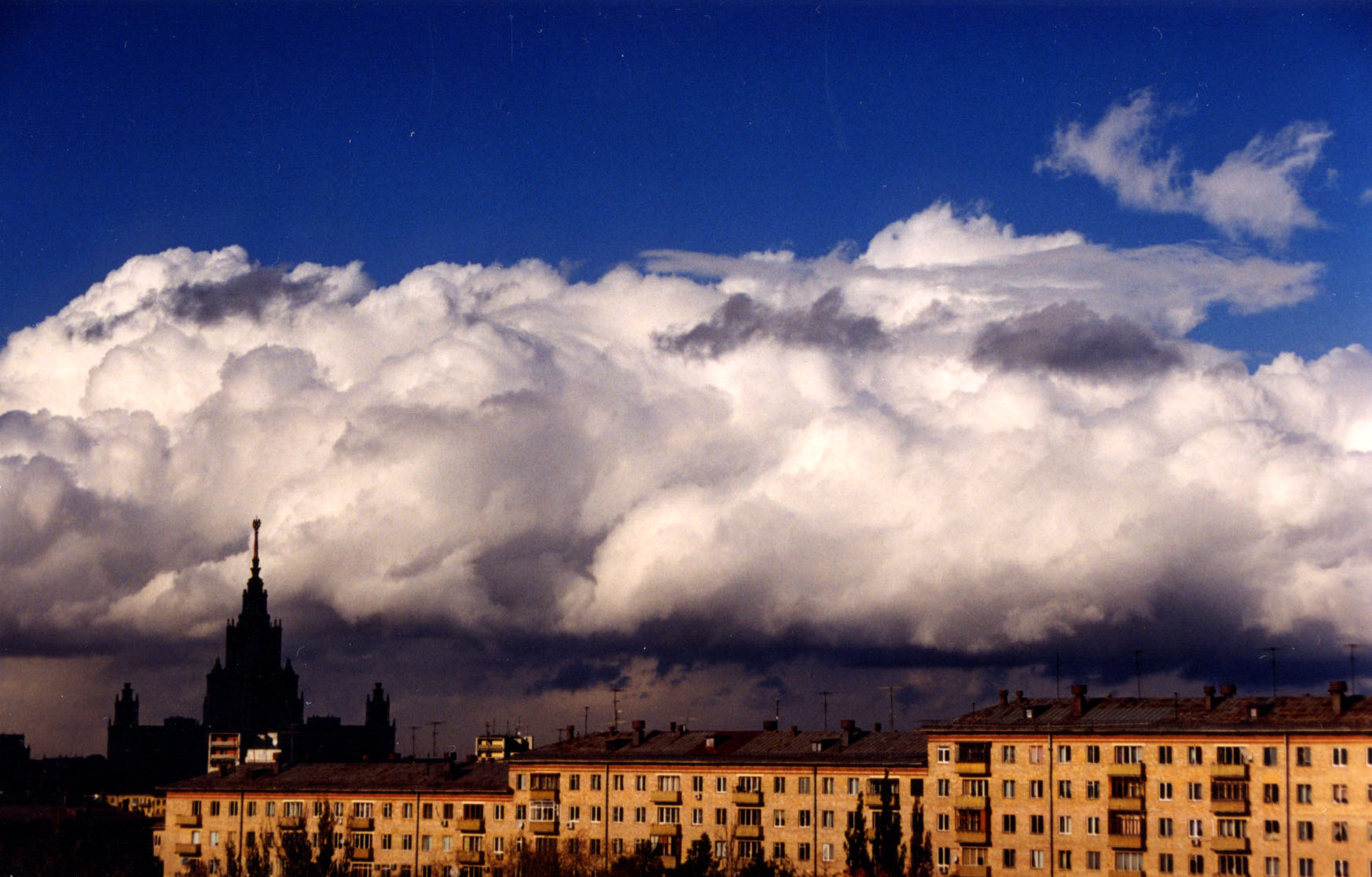 В облаках