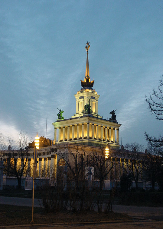 Просто вечер на ВДНХ