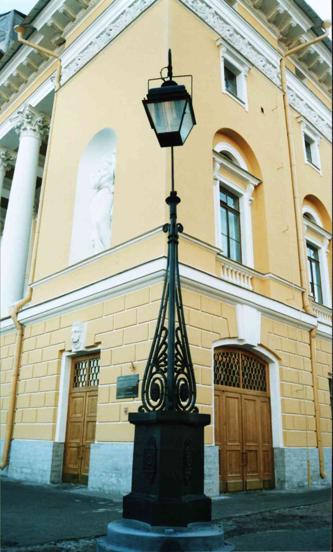 Уголок
