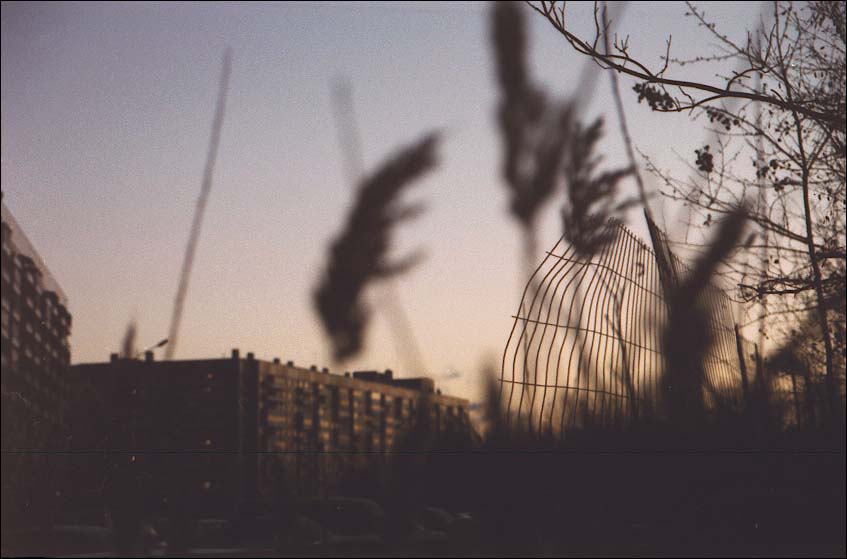 "They had grown up ... on the fringe of a city..." Россия