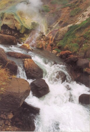 Камчатка. Водоворот воды в природе.