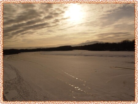 вечерняя река