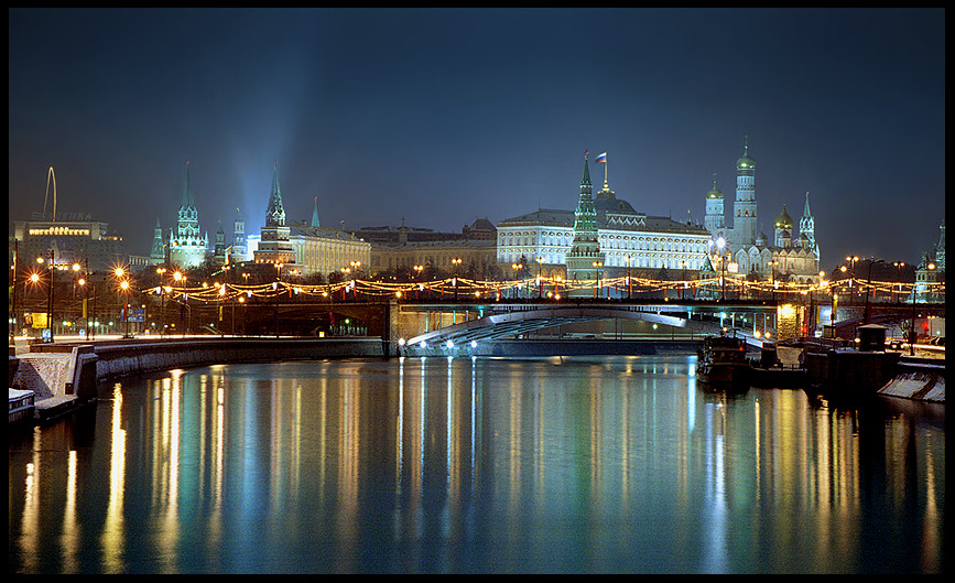 Кремль в новогоднюю ночь