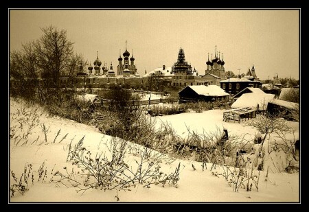 В Ростове Великом