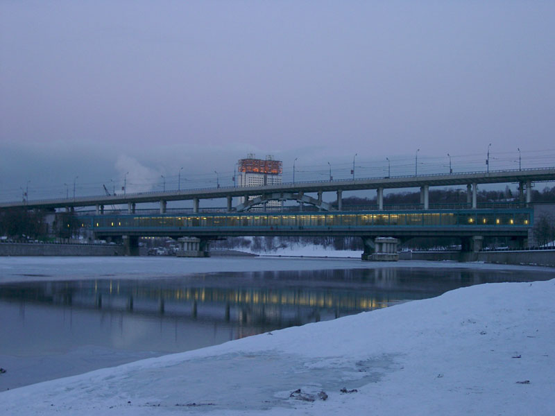 Метромост